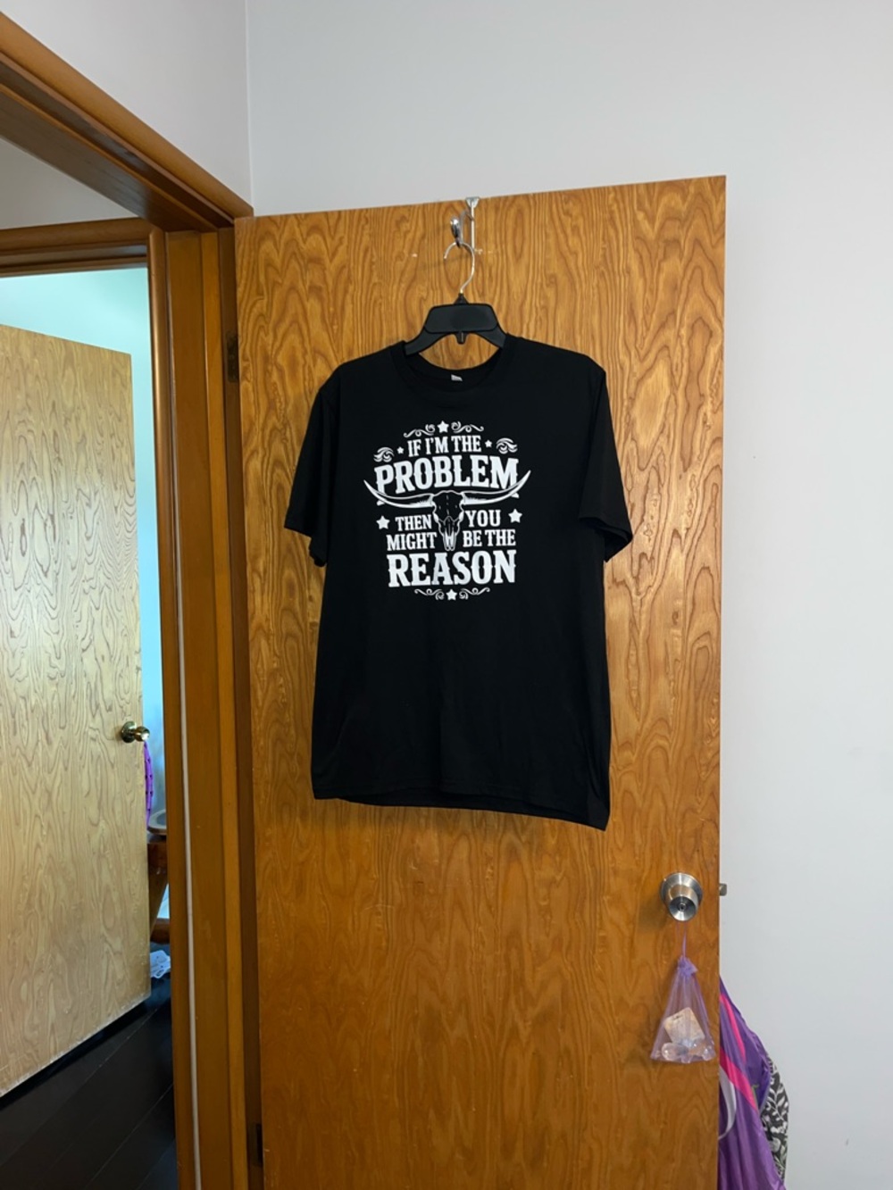 Source Unknown Black Short-Sleeve Tee with White Statement Print